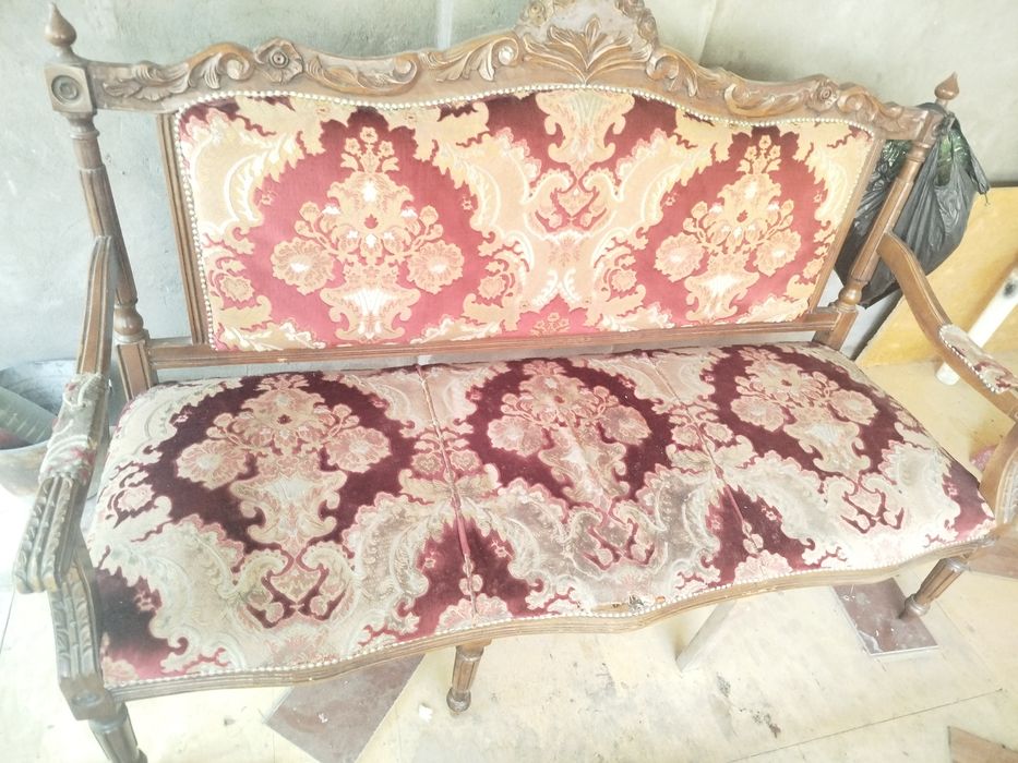 Мебель стулья в продаже