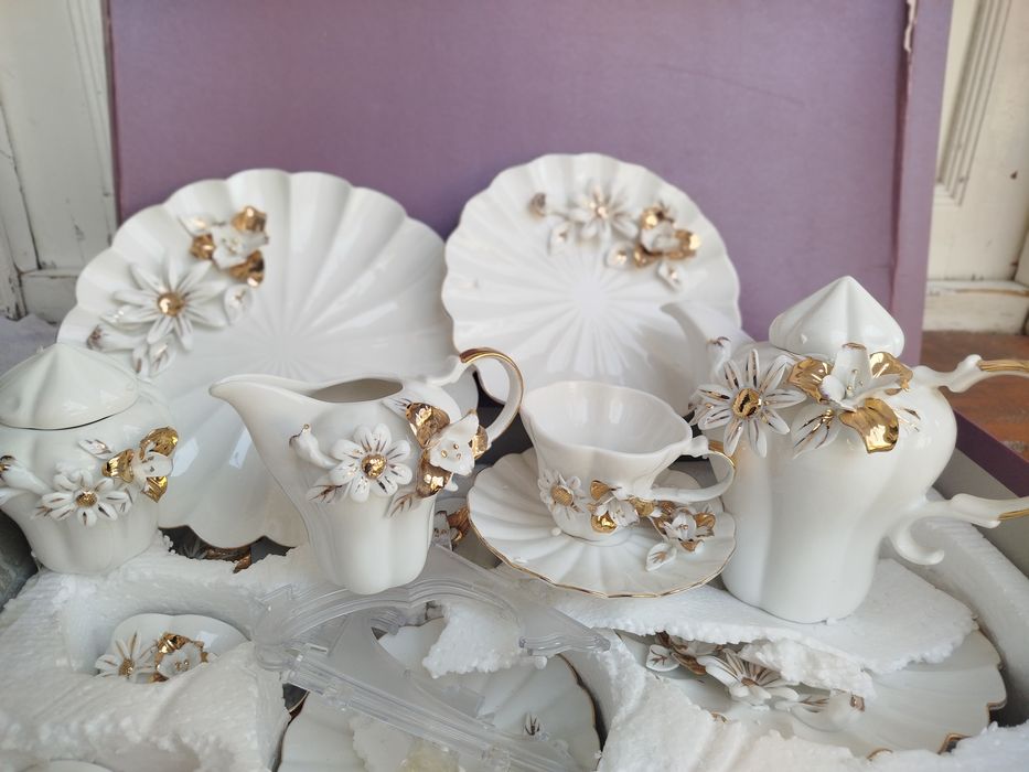 Koʻrkam chinni idishlar