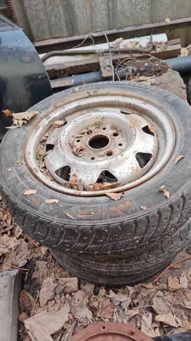 Продам диски на Ауди 80