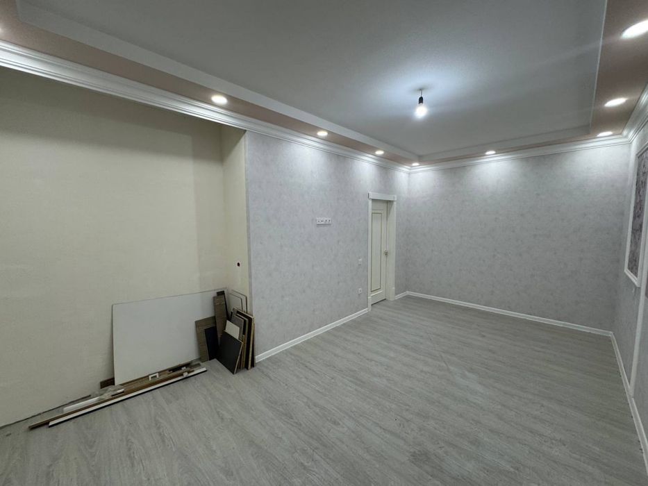 Продаётся  3 ком квартира новостройке