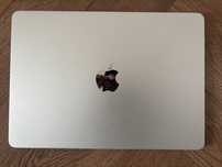 Apple MacBook Air (M2, 13.6”, 16GB RAM, 256GB SSD)