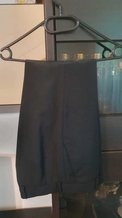 Costum negru, mărimea 44