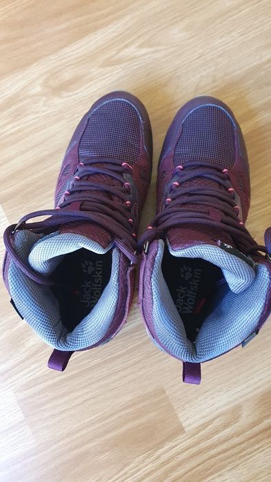 Bocanci drumetii iarna Jack Wolfskin