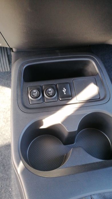 Alarma auto senzori parcare incalzire scaun Navi camere marsalier yale