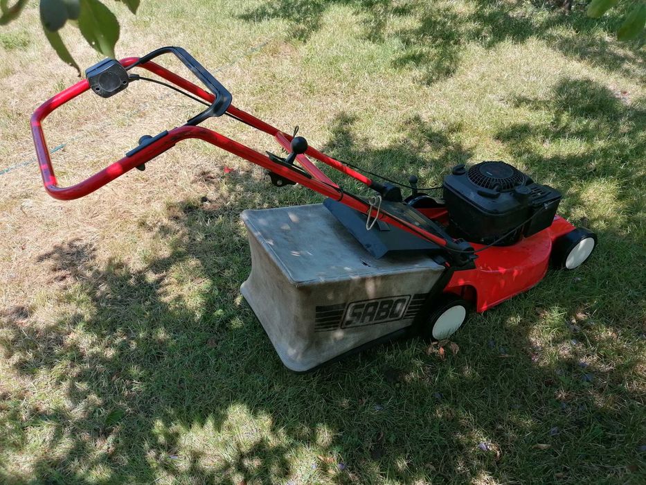 Masina de tuns , motor Briggs&Stratton- Sabo