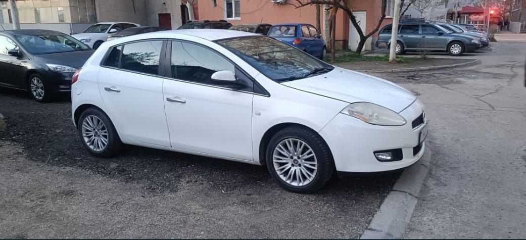 Vând Fiat Bravo 1.9 diesel