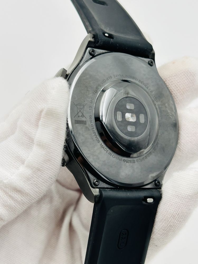 Смарт часовник Huawei Watch GT 2 Pro