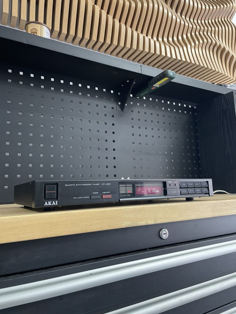 Tuner akai at a301
