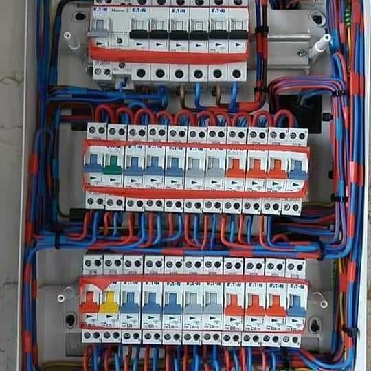 Electrician reparatii si verificari
