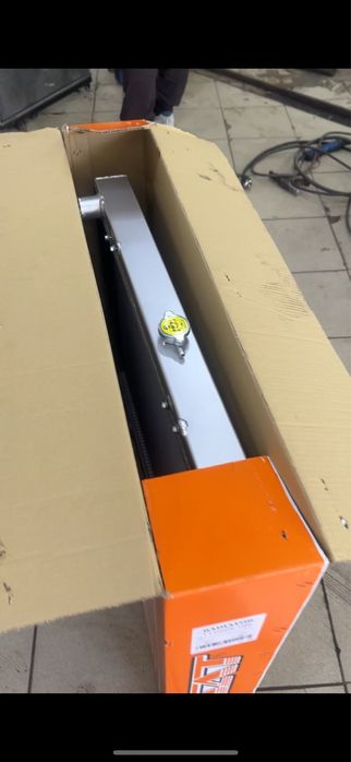 Радиатор LAND CRUISER 200