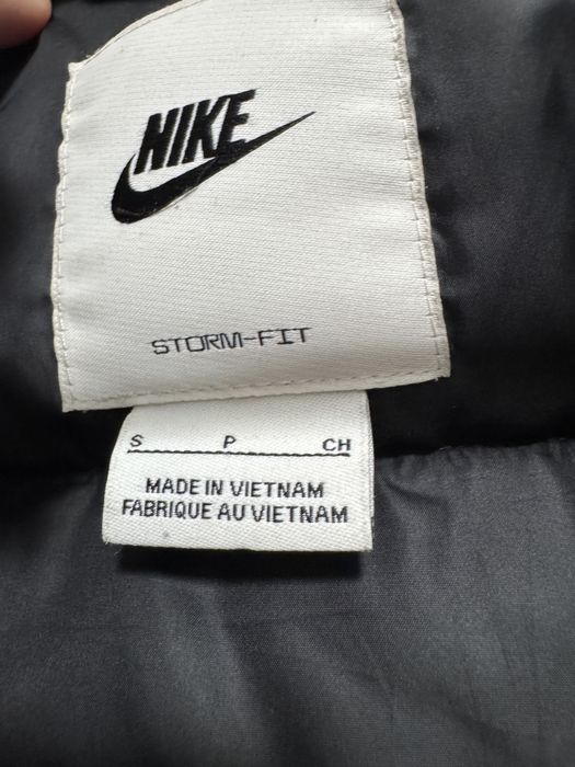 Vesta Nike Storm-Fit