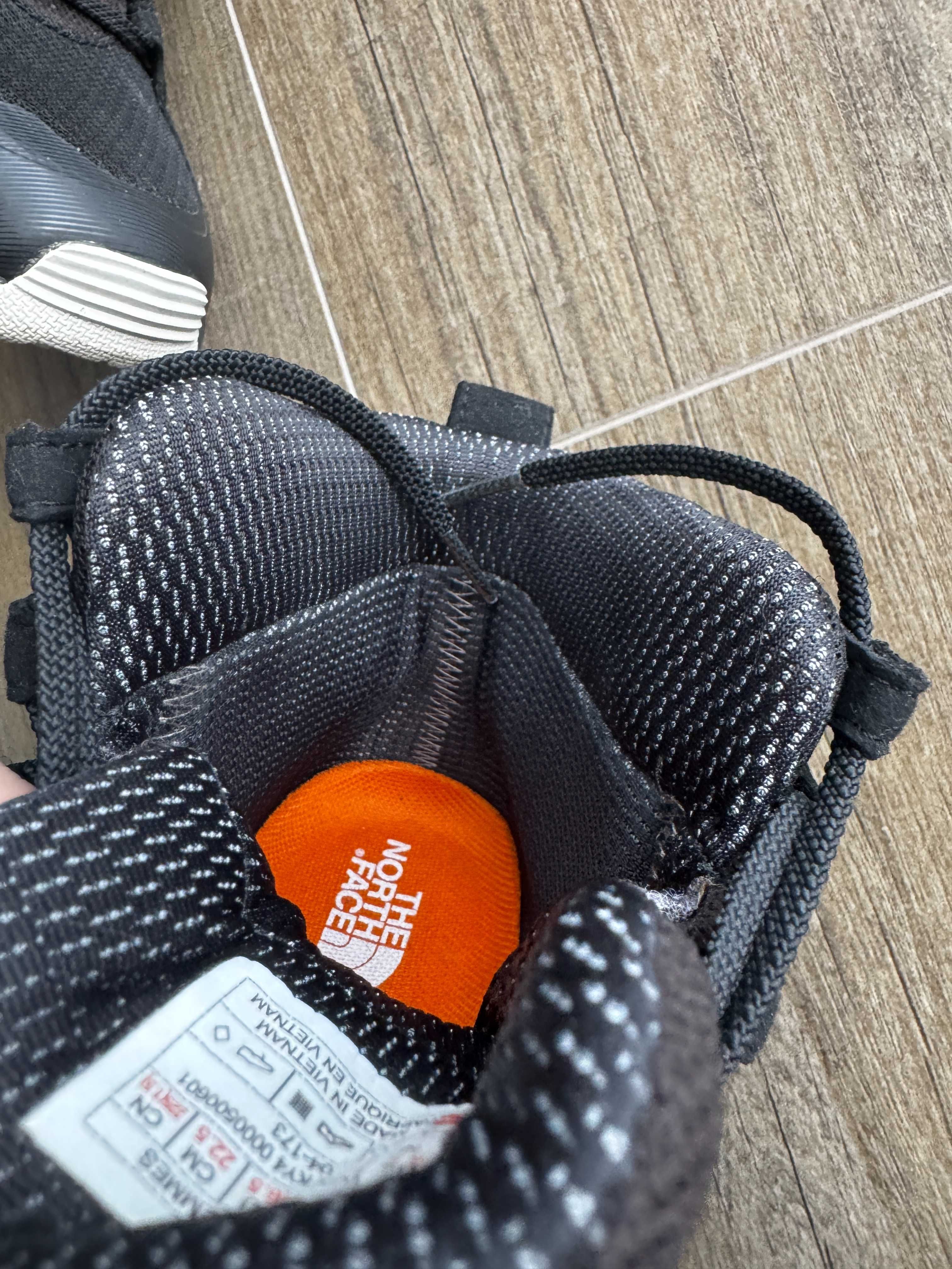 Ghete dama THE NORTH FACE, Negru/Gri inchis, marime 36.5