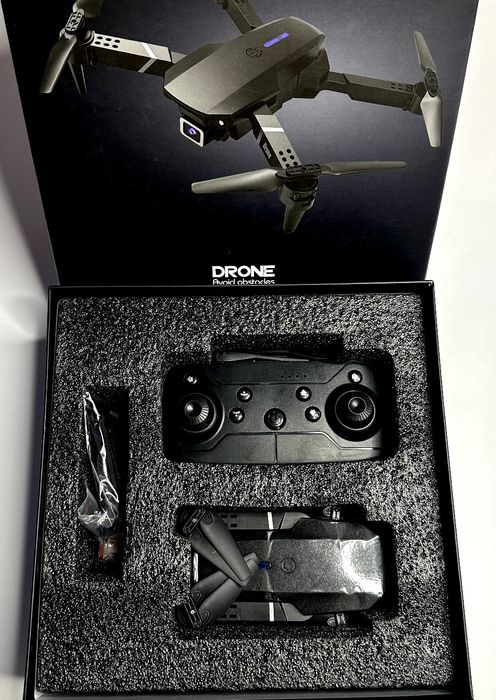 Dron.Дрон.  Квадрокоптер игрушка. Без камеры.