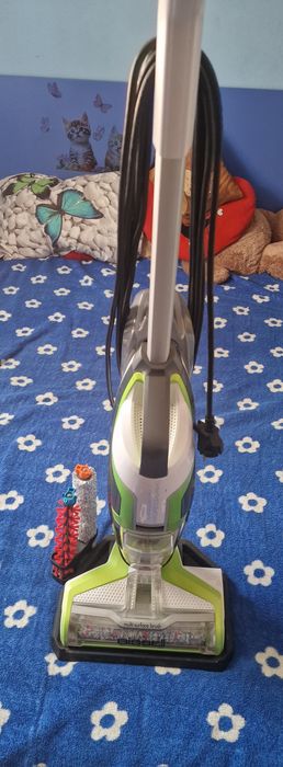 Aspiratorul BISSELL Crosswave