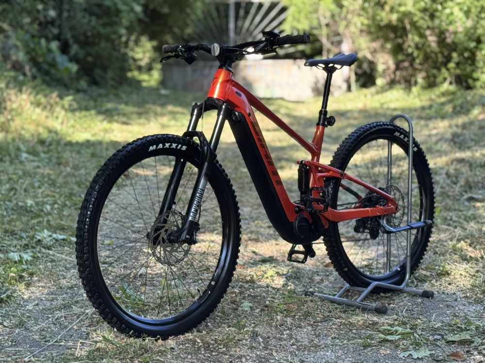 Електрически велосипед E-bike GIANT STANCE E+ (M-L размер)