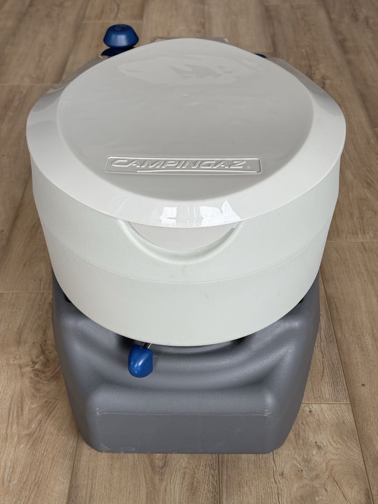 CAMPINGAZ Химическа тоалетна 20L + подарък химикали