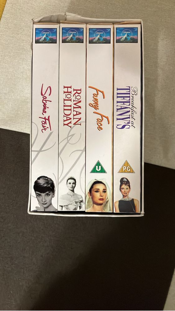 Colectie video VHS 4 casete Audrey Hepburn