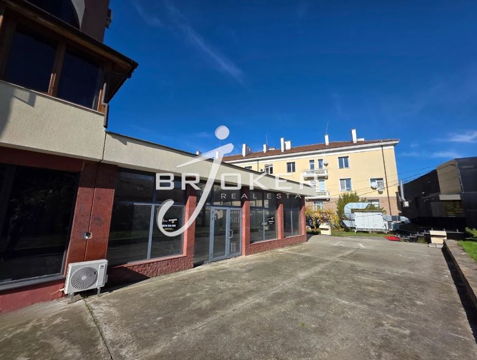 Продава се Промишлена сграда в Кърджали, Център - 196 кв.м за 1072 €/кв.м - Снимка #1