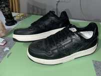 Adidasi negri Guess