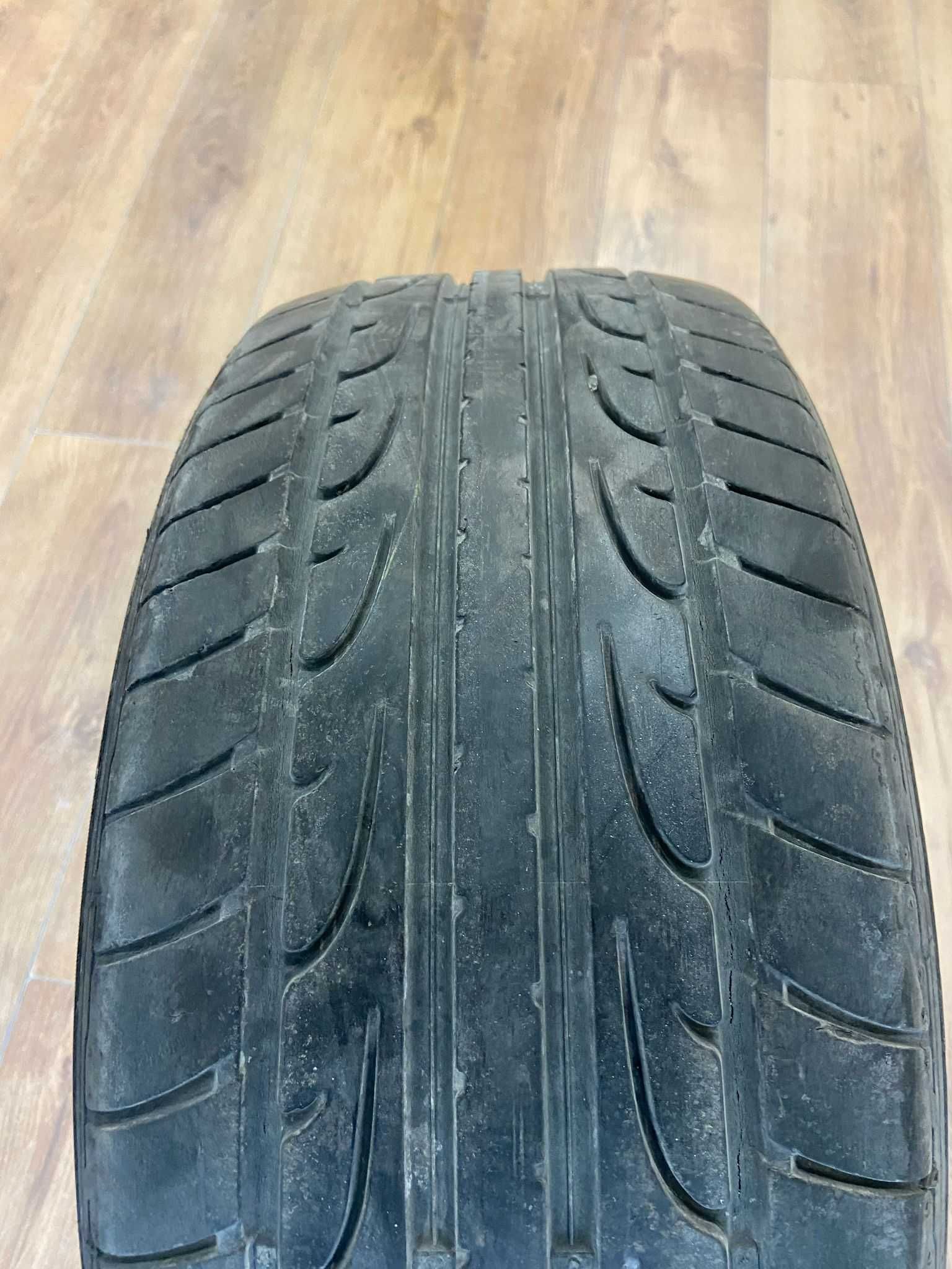 Лятна 1бр. Dunlop 215/45/16