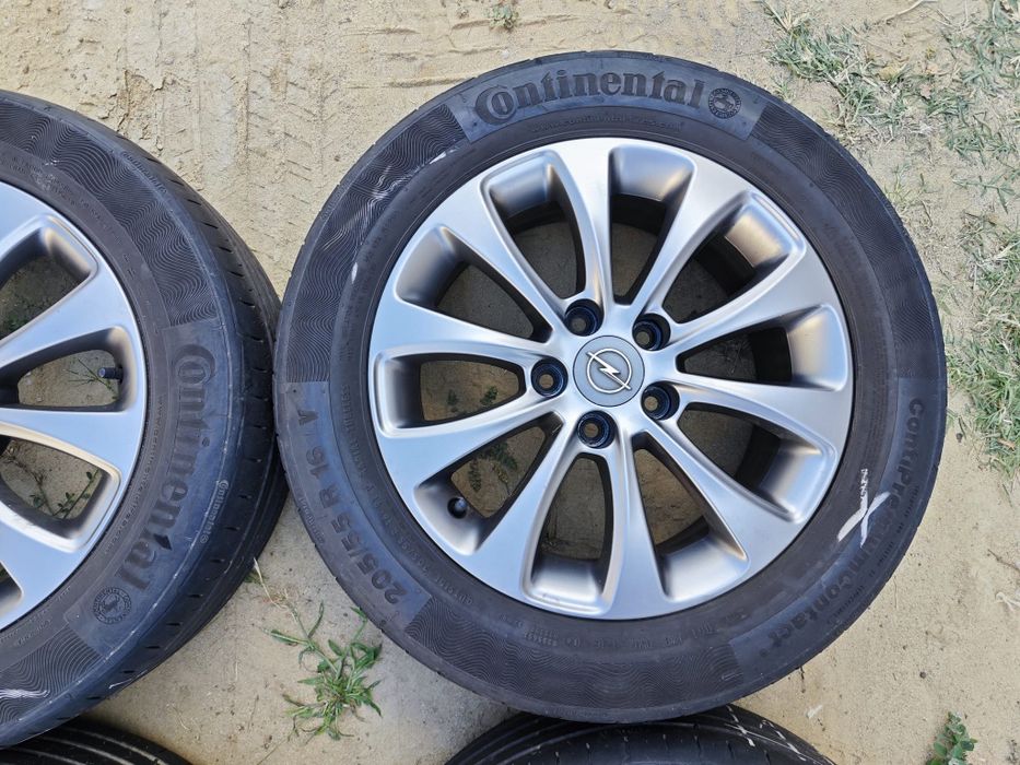 Jante Originale din Aluminiu de Opel Zafira pe 16"