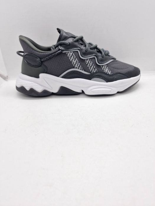 Adidas Ozweego FV6537 nr. 36 2/3,38