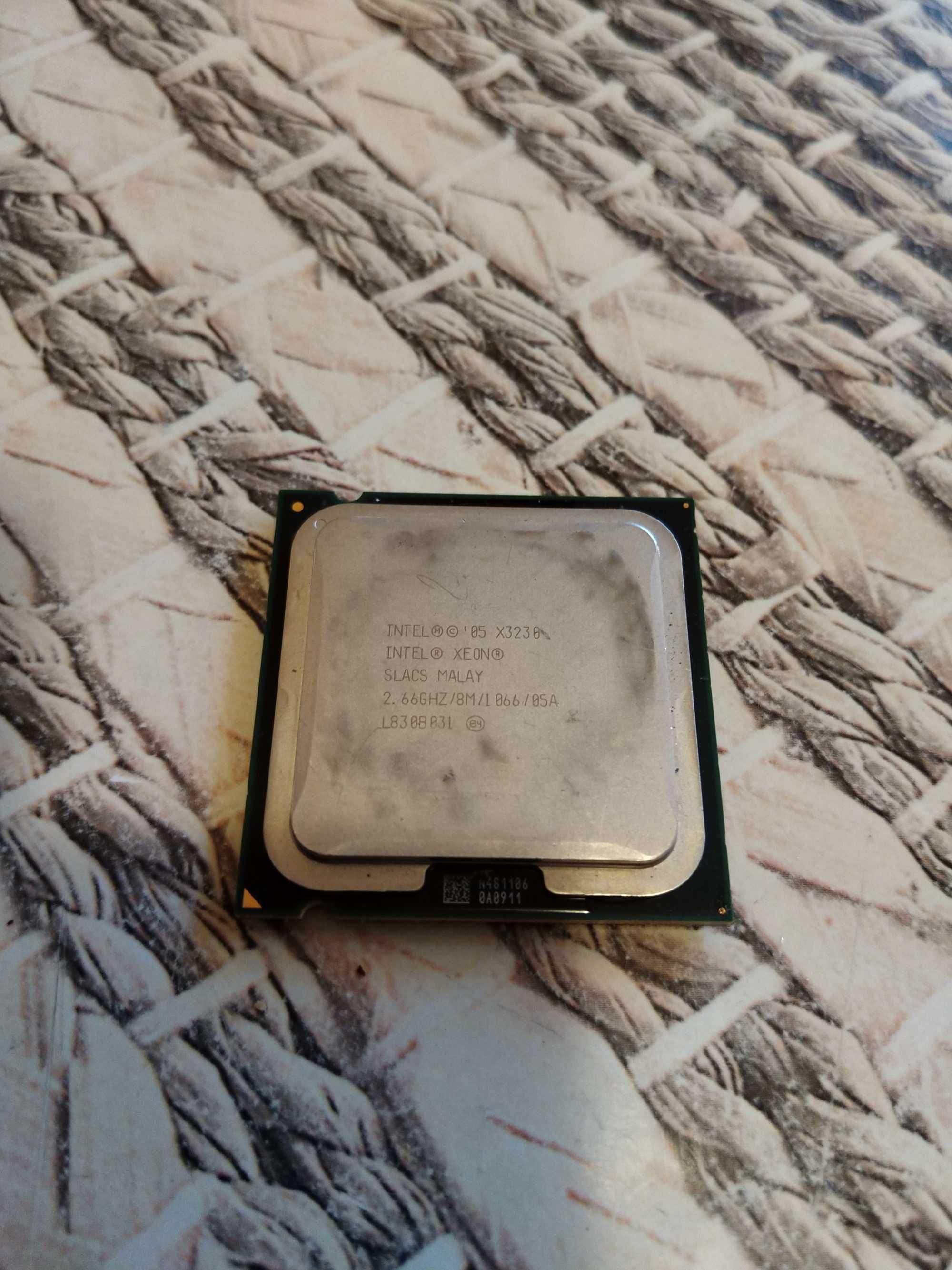 Intel i5 4460s, XEON X3230