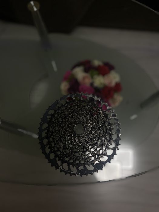 Se vinde caseta sram Xg!Pretul este negotiabil!