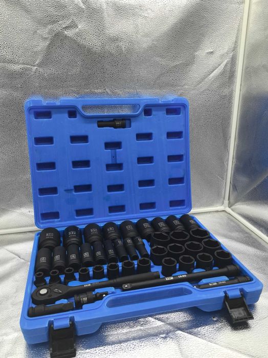 Set chei tubulare Hitman, ranforsate,43 piese, scurte si lungi–439 lei