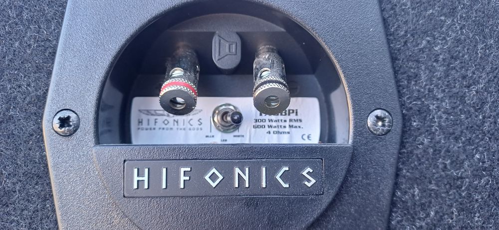 Swoboofer auto, aplificator Pioneer