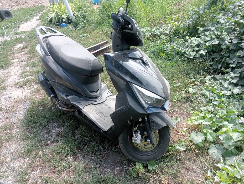 Продам Китай мопед м 8