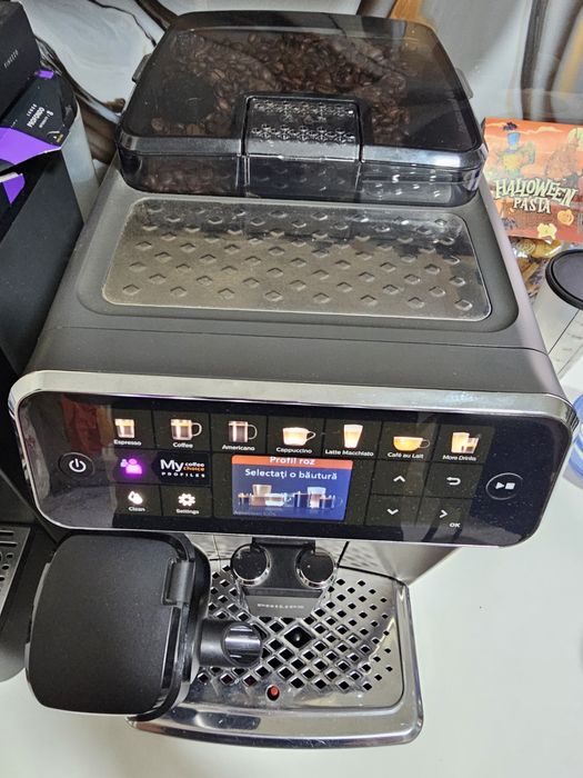 Espressor Phillips seria 5400 LatteGo