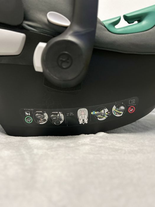 Стол за кола Cybex Aton B2 i-Size/ Кошница за кола