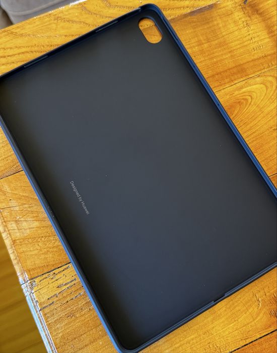 Vand husa cu tastatura pentru tableta Huawei MatePad 11.5