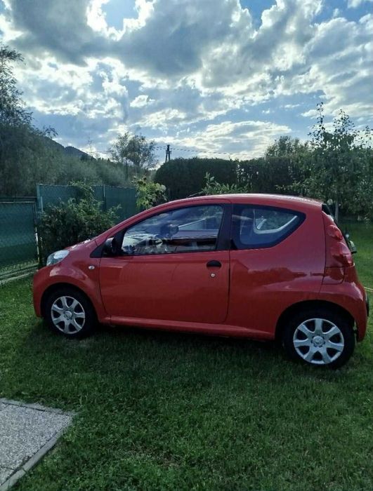 De vanzare Peugeot 107 benzina recenta adusă din Austria