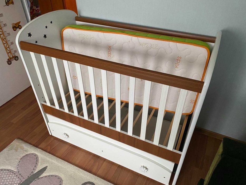 Детско дървено легло + подарък Матрак