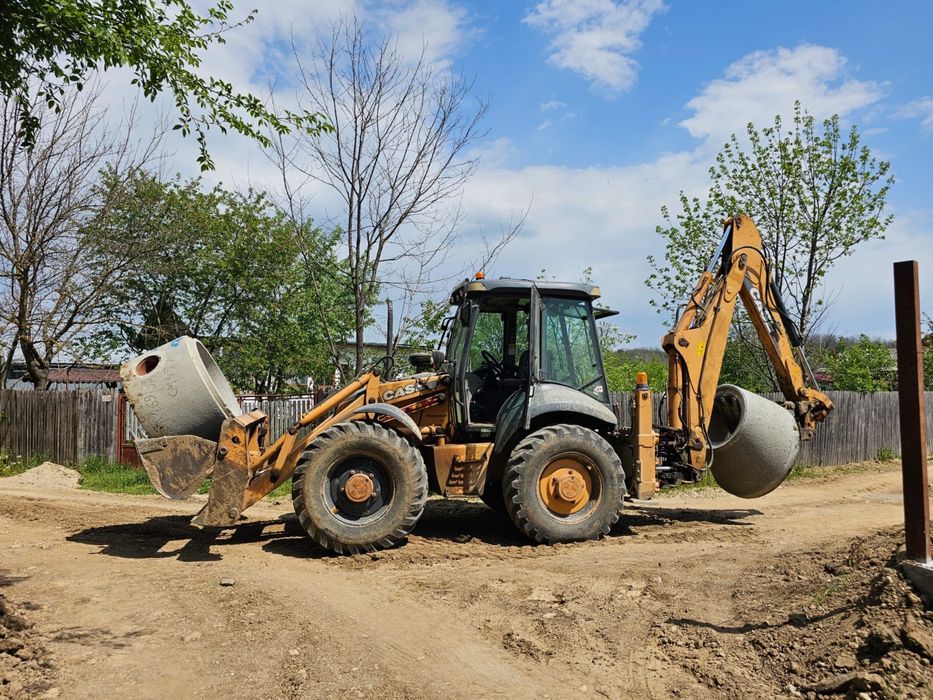 Buldoexcavator case 695 super r