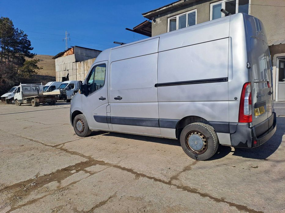 Dezmembrez Opel Movano 2.3 euro 5