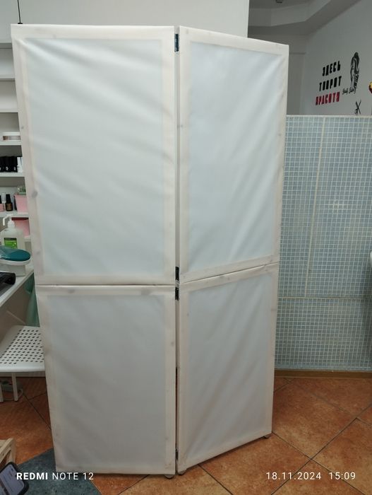 Продам ширму двустворчатую