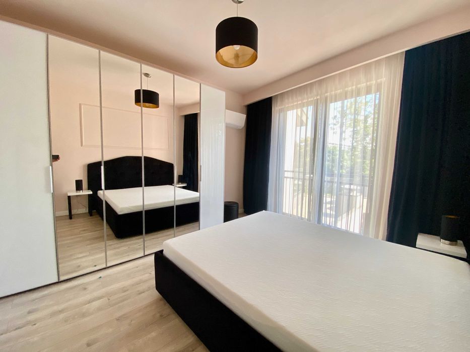 Apartament de lux, 2 camere cu parcare - zona Centrala