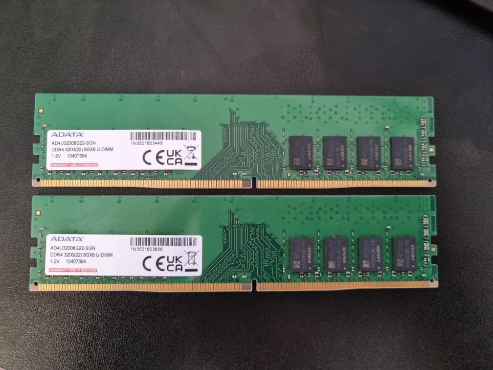 Продам 2 плашки ОЗУ DDR4 (2х8GB)