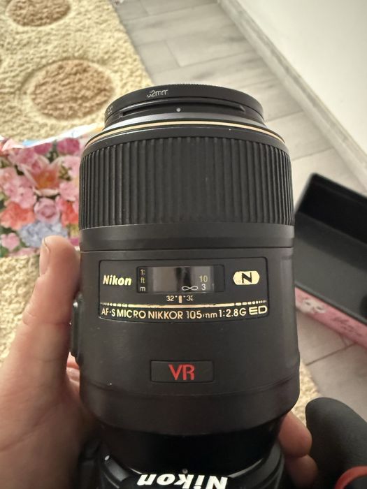 Nikon 105mm F2.8 VR