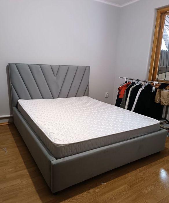 Улица Азаттык дом51 кровать двухспальная