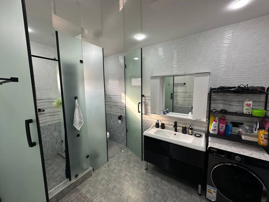 Дом у парка Фуркат. 3.5 сотки 6 комнат.  Ремонт, бассейн, Баня.