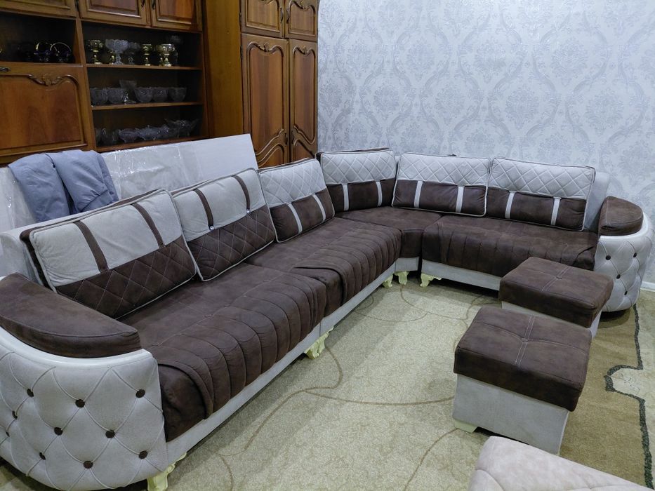 Продам гостинный угалок