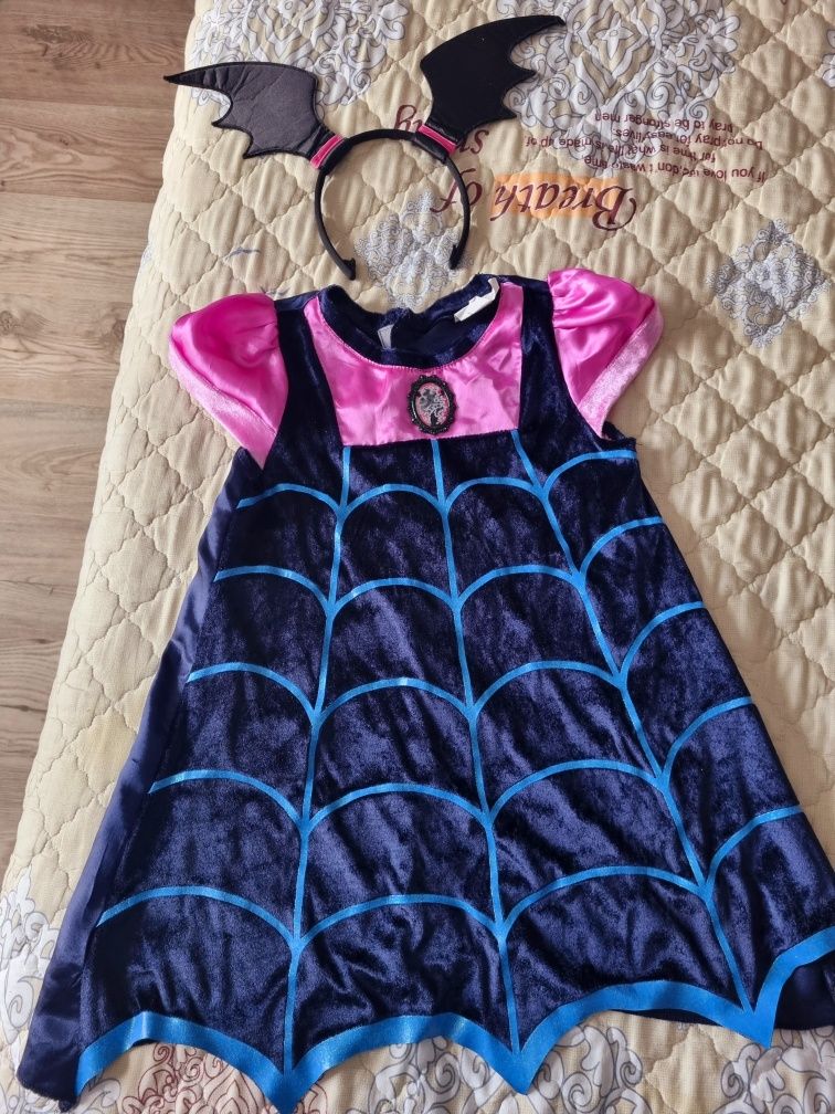 Rochie coronita set Vampirina 4-5 ani