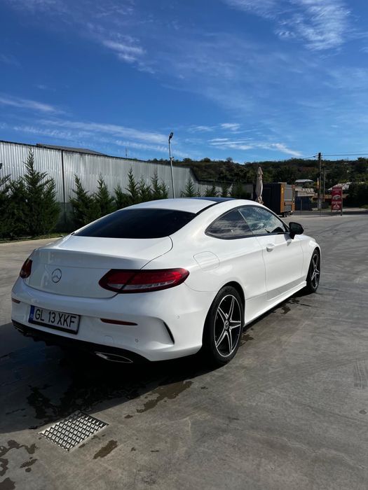 Propietar vand Mercedes C coupe