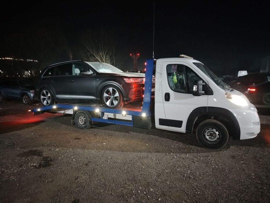 Platforma tractări asistenta rutiera