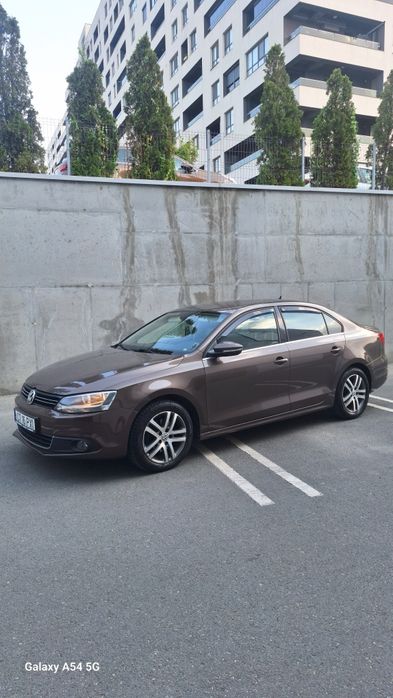 VW JETTA 2013 1.6 TDI automata 172940km