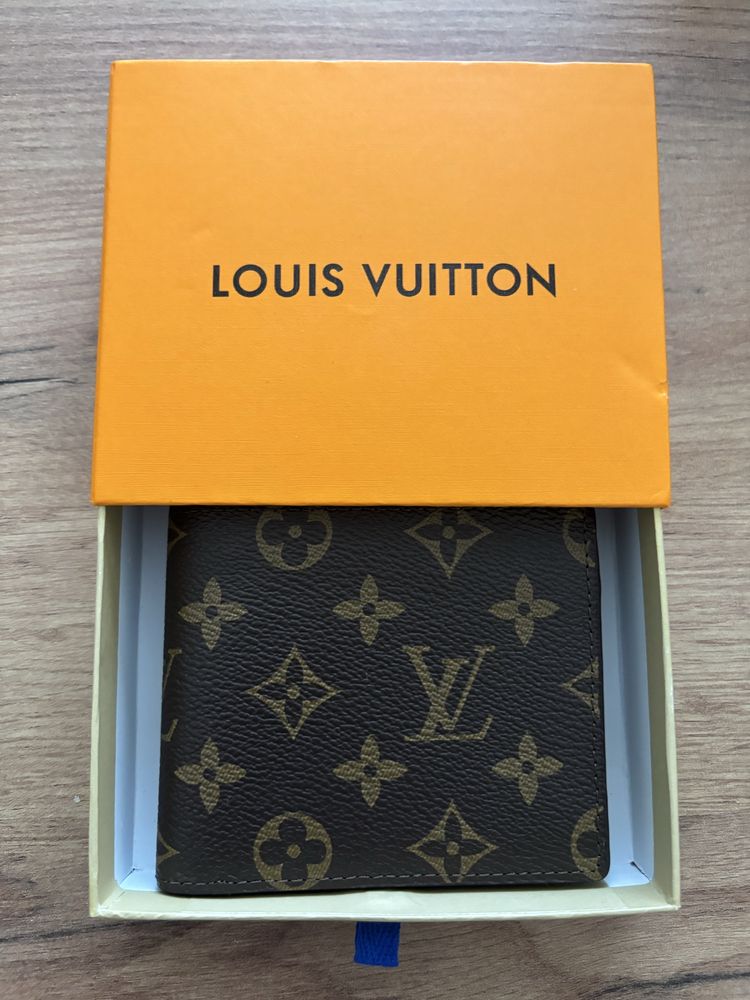 Louis Vuitton портомоне